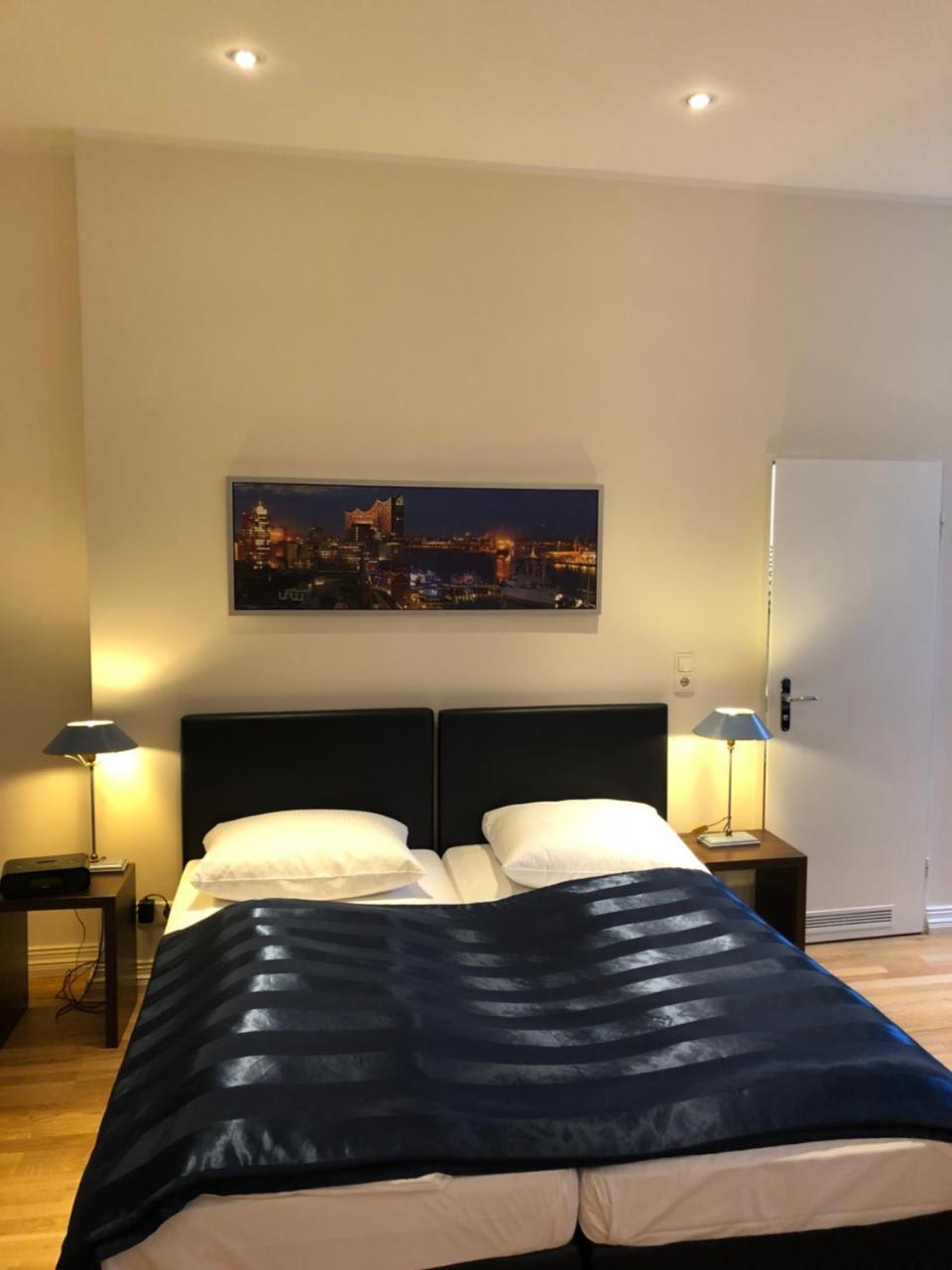 המבורג Hotel Wagner Im Dammtorpalais מראה חיצוני תמונה