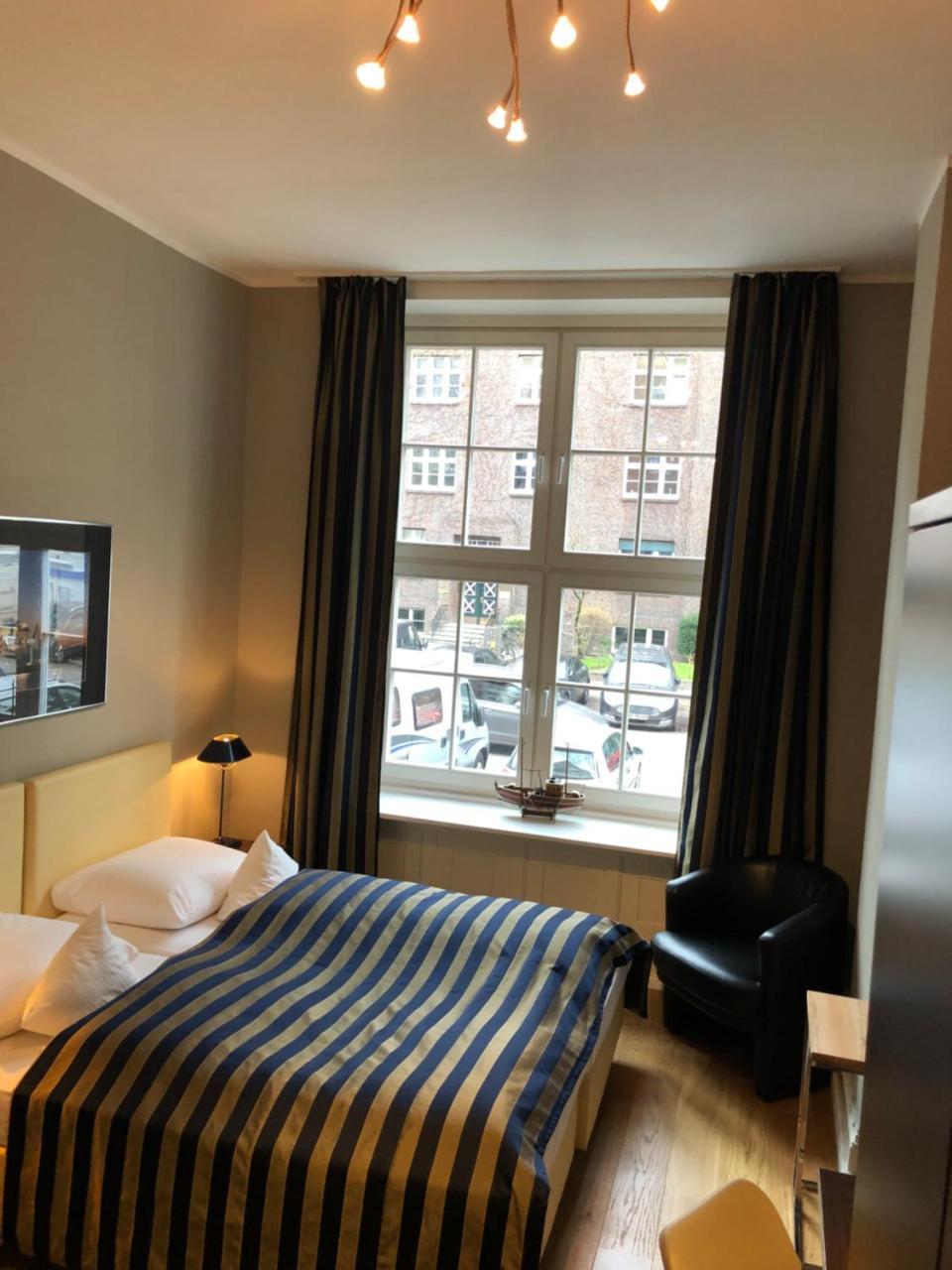 המבורג Hotel Wagner Im Dammtorpalais מראה חיצוני תמונה